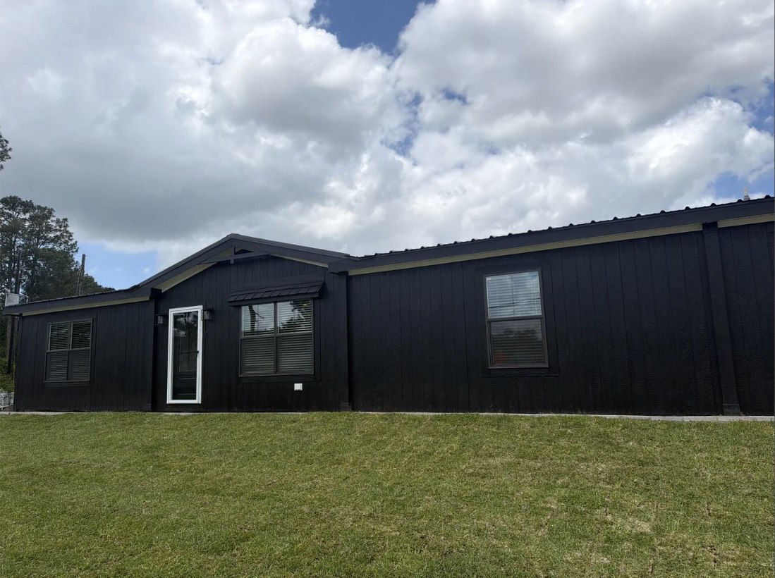 Everett Elite — Clayton Athens double-wide manufactured home