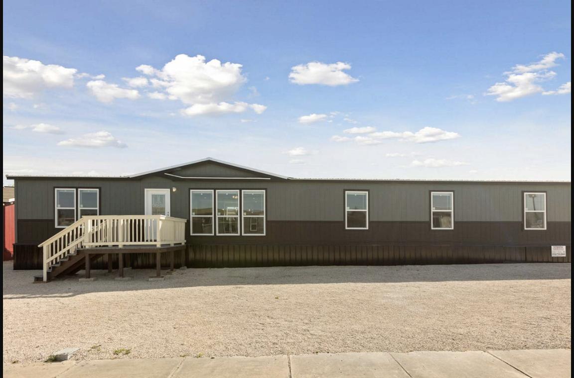 The Talladega — Champion Homes double-wide manufactured home
